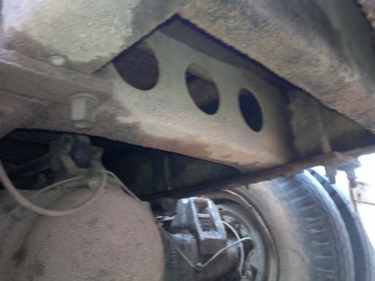 รถฮีโน่ 10 ล้อ ท้าลาด  TK527   195 แรงม้า   สนใจติดต่อ  081 - 6079515