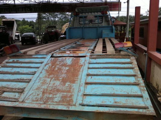 รถฮีโน่ 10 ล้อ ท้าลาด  TK527   195 แรงม้า   สนใจติดต่อ  081 - 6079515