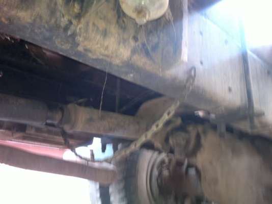 รถฮีโน่ 10 ล้อ ท้าลาด  TK527   195 แรงม้า   สนใจติดต่อ  081 - 6079515