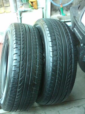 ขายยาง 215/70/15 GOODYEAR DURASPORT 1คู่ สภาพใหม่...4000.-