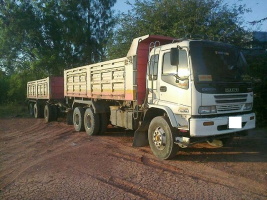 ขายรถสิบล้อดั้มISUZU DECA  270 ปี47แม่=ลูก3คานรถสวยพร้อมใช้เอกสารพร้อมโอน