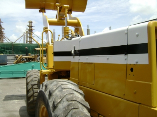 515-02A-12395  รถตักล้อยาง KOMATSU รถเก่าญี่ปุ่นครับ