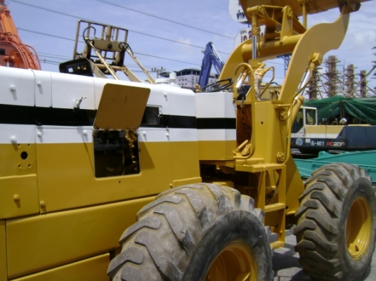 515-02A-12395  รถตักล้อยาง KOMATSU รถเก่าญี่ปุ่นครับ