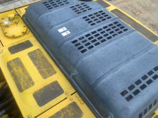 ขายรถแมคโฮ KOMATSU pc200-7สภาพรถสวยพร้อมใช้เอกครบ ขายรถแมคโฮ KOMATSU pc200-7สภาพรถสวยพร้อมใช้เอกครบ
