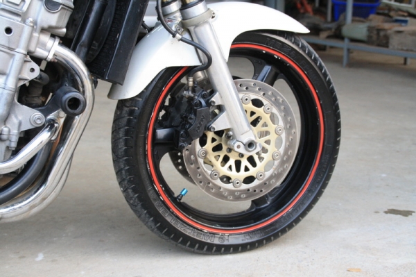 >>ขาย CB 1000 ทะเบียนแท้ โอนขนส่ง คาร์บูไฟฟ้า ปลั๊กเหลือง ปลาย akrapovic 129000<