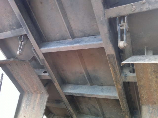 รถอิซูซุ 6 ล้อดั๊ม NQR 150 แรงม้า  ปี 50  สนใจติดต่อ 081 - 6079515