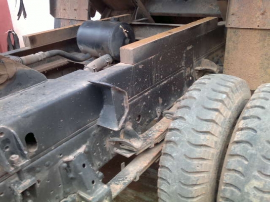 รถอิซูซุ 6 ล้อดั๊ม NQR 150 แรงม้า  ปี 50  สนใจติดต่อ 081 - 6079515