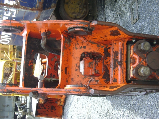 ขายหัวแย๊ก NPK ใส่รถ PC300 ขนาดรูสลัก 100MM