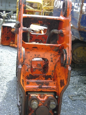 ขายหัวแย๊ก NPK ใส่รถ PC300 ขนาดรูสลัก 100MM