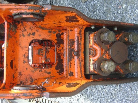 ขายหัวแย๊ก NPK ใส่รถ PC300 ขนาดรูสลัก 100MM