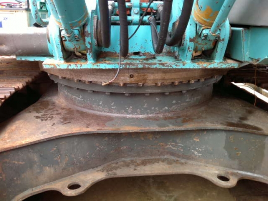 รถแบคโฮ KOBELCO  200 - 5  ซูปเปอร์   สนใจติดต่อ 081 - 6079515