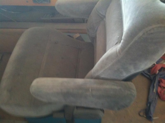 ขายครับเรือสำราญมือสองจากญี่ปุ่น เก๋ง หน้า YAMAHA ยาว19 ฟุต ขายครับเรือสำราญมือสองจากญี่ปุ่น เก๋ง หน้า YAMAHA ยาว19 ฟุต