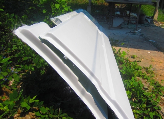 ขาย หมวกลู่ลมไฟเบอร์และ สเกิร์ตข้าง VOLVO FM-FL และ SCANIA R500 อะไหล่