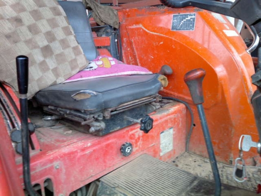 รถไถ คูโบต้า M9000 ( 4000 กว่าซม . ) สนใจติดต่อ 081 - 6079515 รถไถ คูโบต้า M9000 ( 4000 กว่าซม . ) สนใจติดต่อ 081 - 6079515