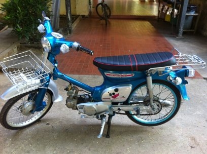 ขาย c70 เครื่องเดิมครับ 12,000 nobook ต่อรองได้ครับ พิโลก วังทอง 088-4256039