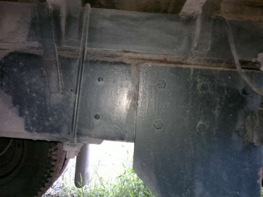 รถอิซูซุ 10 ล้อ รั่ว  260 แรงม้า   ( ขายแม่ลูก ) สนใจติดต่อ  081 - 6079515