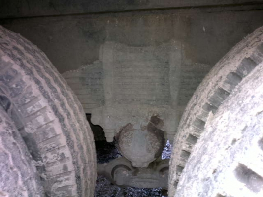 รถอิซูซุ 10 ล้อ รั่ว  260 แรงม้า   ( ขายแม่ลูก ) สนใจติดต่อ  081 - 6079515