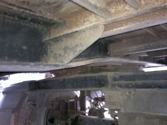 รถอิซูซุ 10 ล้อ รั่ว  260 แรงม้า   ( ขายแม่ลูก ) สนใจติดต่อ  081 - 6079515