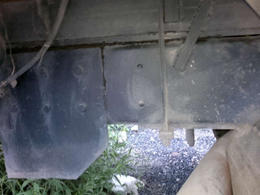 รถอิซูซุ 10 ล้อ รั่ว  260 แรงม้า   ( ขายแม่ลูก ) สนใจติดต่อ  081 - 6079515