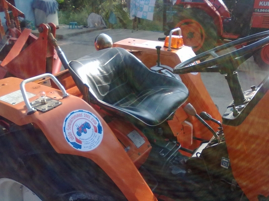 ขายรถไถคูโบต้าL2002DT4WD 20แรงพร้อมผาน5 สวยจัด แรงจริง