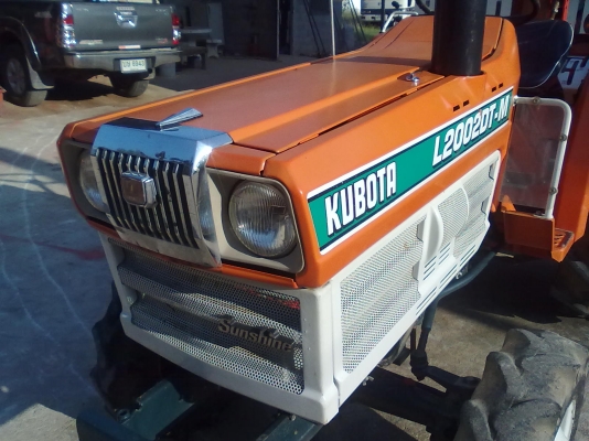 ขายรถไถคูโบต้าL2002DT4WD 20แรงพร้อมผาน5 สวยจัด แรงจริง