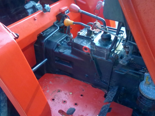 ขายรถไถคูโบต้าL2605DT4WD ใบดันดินหน้า ผานขุดมัน สวย พร้อมใช้จริง