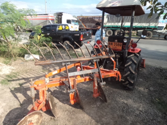 ขายรถไถคูโบต้าRT 140 PTO สภาพสวยสดทั้งคัน พันจ่าเอกสุชาติ จ.ระยองมัดจำกลางอากาศ20000บาทเรียบร้อยแล้วคับ ขายรถไถคูโบต้าRT 140 PTO สภาพสวยสดทั้งคัน พันจ่าเอกสุชาติ จ.ระยองมัดจำกลางอากาศ20000บาทเรียบร้อยแล้วคับ