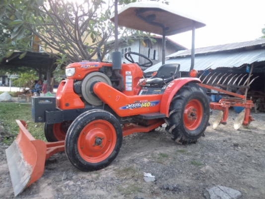 ขายรถไถคูโบต้าRT 140 PTO สภาพสวยสดทั้งคัน พันจ่าเอกสุชาติ จ.ระยองมัดจำกลางอากาศ20000บาทเรียบร้อยแล้วคับ