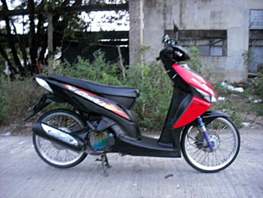 Honda Click รถมือเดียวเครื่องดีภาษีเอกสารชุดโอนครบราคา 13,900 บาท