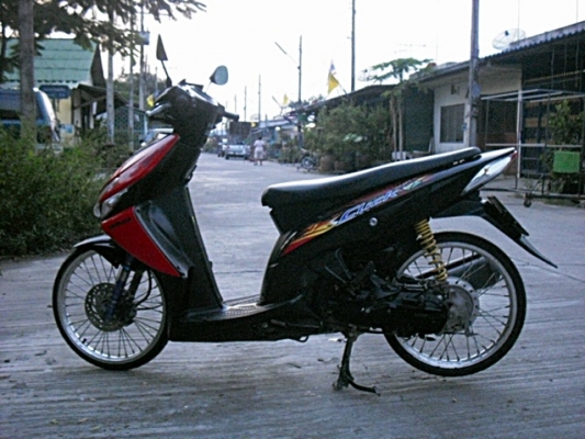 Honda Click รถมือเดียวเครื่องดีภาษีเอกสารชุดโอนครบราคา 13,900 บาท