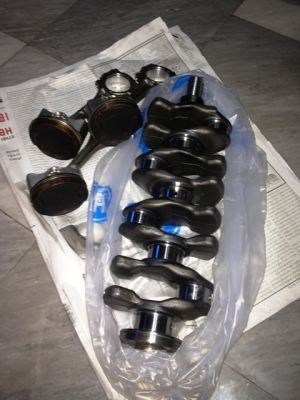 ข้อเหวี่ยง + ก้าน3 + ลูกสูบ3 เครื่อง 2zr New Toyota Cololla Altis 1.8 A/T 2011