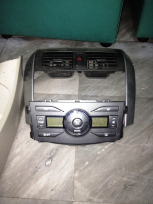 แผง คอนโซล ห้องโดยสาร New Toyota Cololla Altis 1.8 A/T 2011