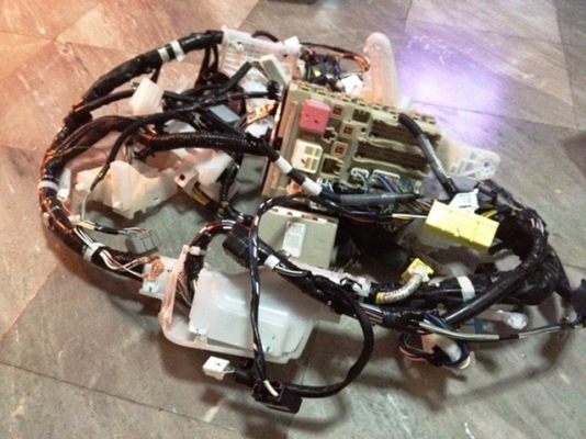 สายไฟ ในห้องโดยสาร New Toyota Cololla Altis 1.8 A/T 2011