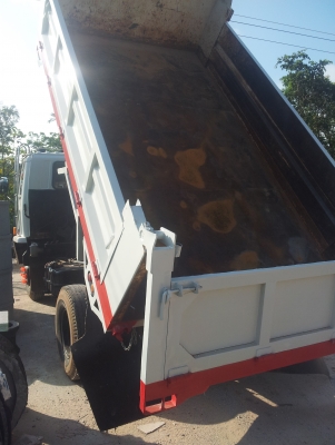 ขาย6ล้อดั้ม  175hpราคาถูกๆ  นอกแท้คับ