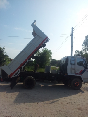 ขาย6ล้อดั้ม  175hpราคาถูกๆ  นอกแท้คับ