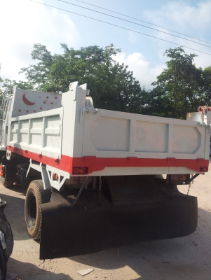 ขาย6ล้อดั้ม  175hpราคาถูกๆ  นอกแท้คับ