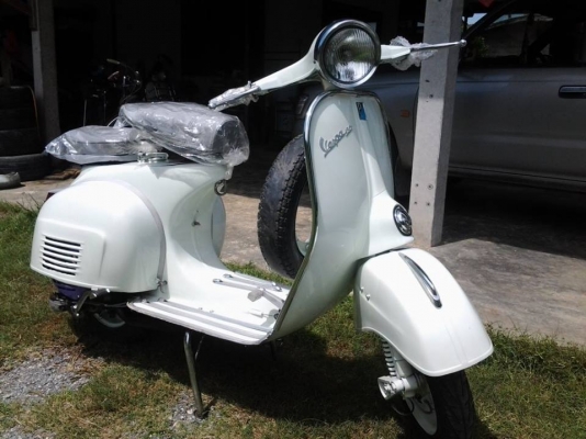 ขาย vespa sprint P.150 เครื่อง หลีดวาว 5 พอต  ราคา 39999 บาทครับ