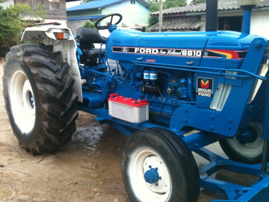 Ford 6600 เสื้อสาย  พร้อมอุปกรณ์   สภาพสวย