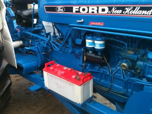 Ford 6600 เสื้อสาย  พร้อมอุปกรณ์   สภาพสวย