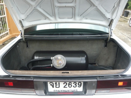 CROWN ROYAL SALOON Auto เครื่อง2JZ+แก๊สLPGใช้ได้2ระบบ สภาพพร้อมใช้