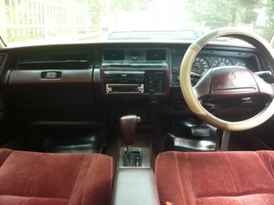 CROWN ROYAL SALOON Auto เครื่อง2JZ+แก๊สLPGใช้ได้2ระบบ สภาพพร้อมใช้