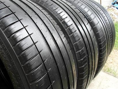 ขายยาง MICHELIN pilot sport 3 ปี11(1ชุด) 205-55-16 ราคา 3,200