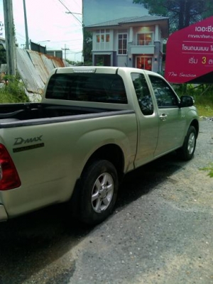 isuzu demax  gole 3.0 SLX