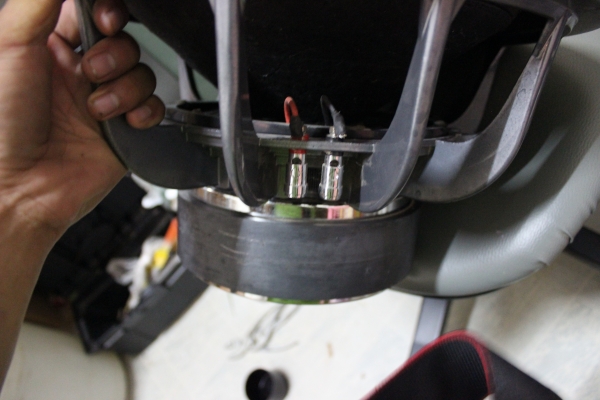 ขาย15นิ้วโมแมเหล็ก 190 มิล ว้อย3.5พันมือ 4 ดอก โมแมทกับพาเวอร์ 3000.1 D สนใจต่อลองได้ครับ 087-9927994