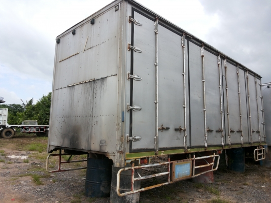 ขายตู้คอนเทนเนอร์ประตู10บาน ยาว7.20 เมตร สภาพสวยพร้อมใช้ ขายตู้คอนเทนเนอร์ประตู10บาน ยาว7.20 เมตร สภาพสวยพร้อมใช้