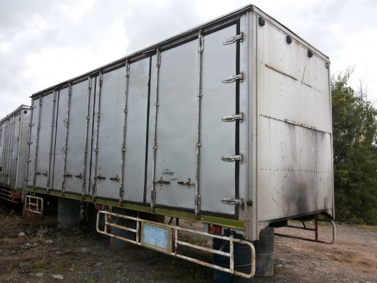 ขายตู้คอนเทนเนอร์ประตู10บาน ยาว7.20 เมตร สภาพสวยพร้อมใช้ ขายตู้คอนเทนเนอร์ประตู10บาน ยาว7.20 เมตร สภาพสวยพร้อมใช้