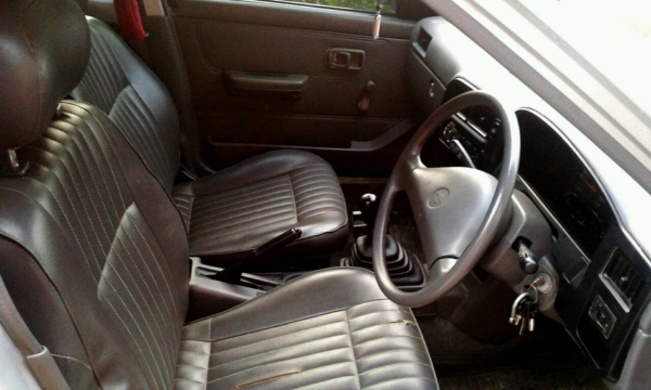 ขาย นัสสัน NV สภาพดี ติดแก๊สแล้ว พร้อมใช้