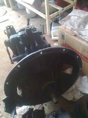 ขายเกียรื อีซูซุ 10 ล้อพร้อมเกียร์ฝาก