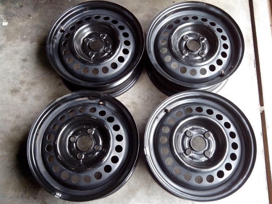 ล้อกะทะHonda city jazz พร้อมฝาครอบ ใหม่ๆ