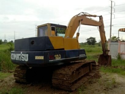 ขายโคมัสซุPC 100-3 ราคา 480,000 บาท เจ้าของขายเอง ราคาต่อรองได้